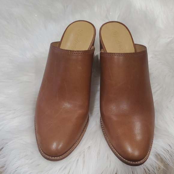 Madewell Shoes - Madewell Classic Brown Leather Slip-On Loafers